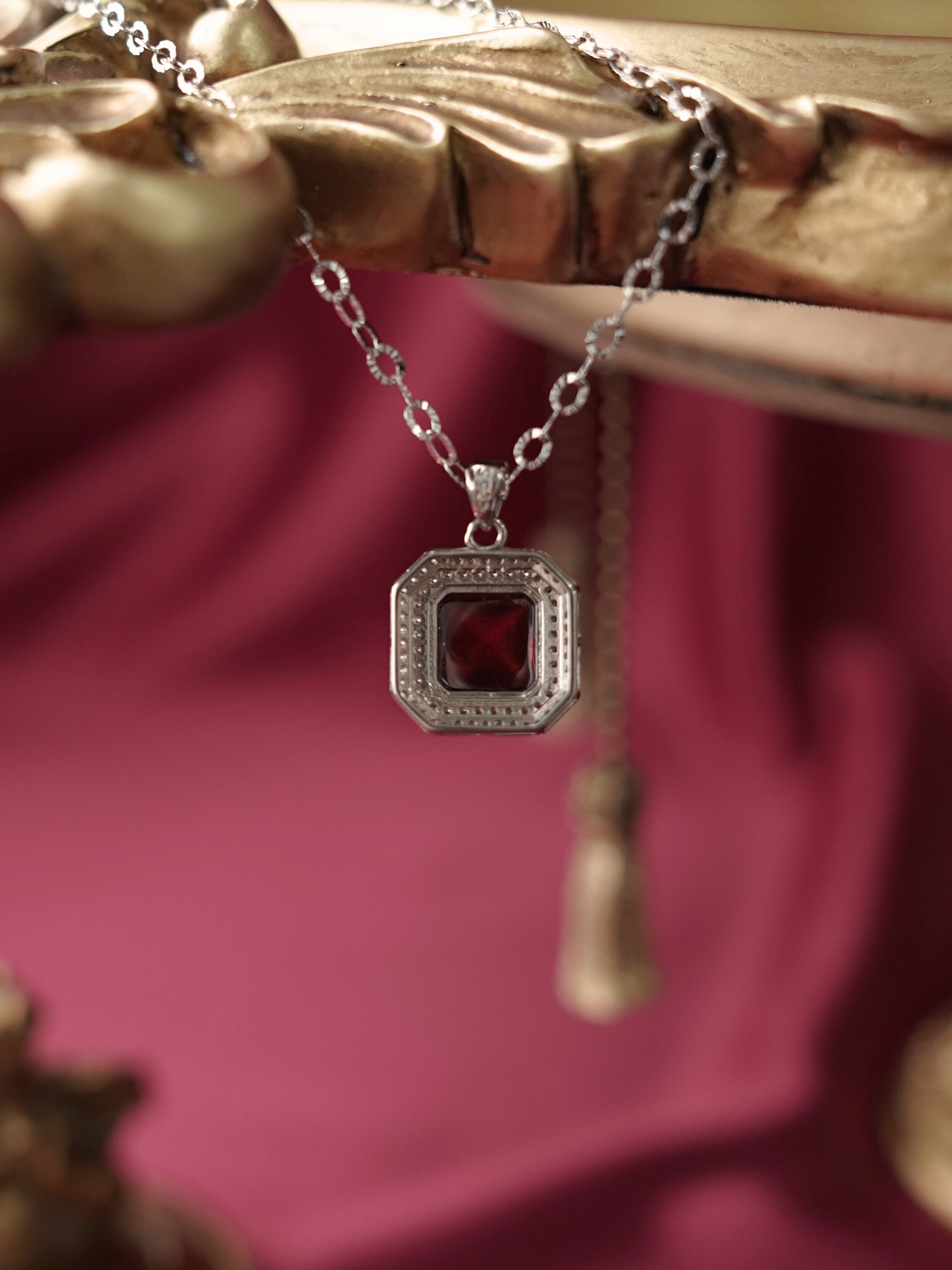 KNK017RD High Grade Garnet S925 Adjustable Necklace